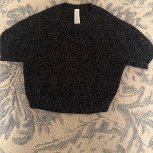 ALO Yoga Black Textured Short-Sleeve Crewneck Sweater